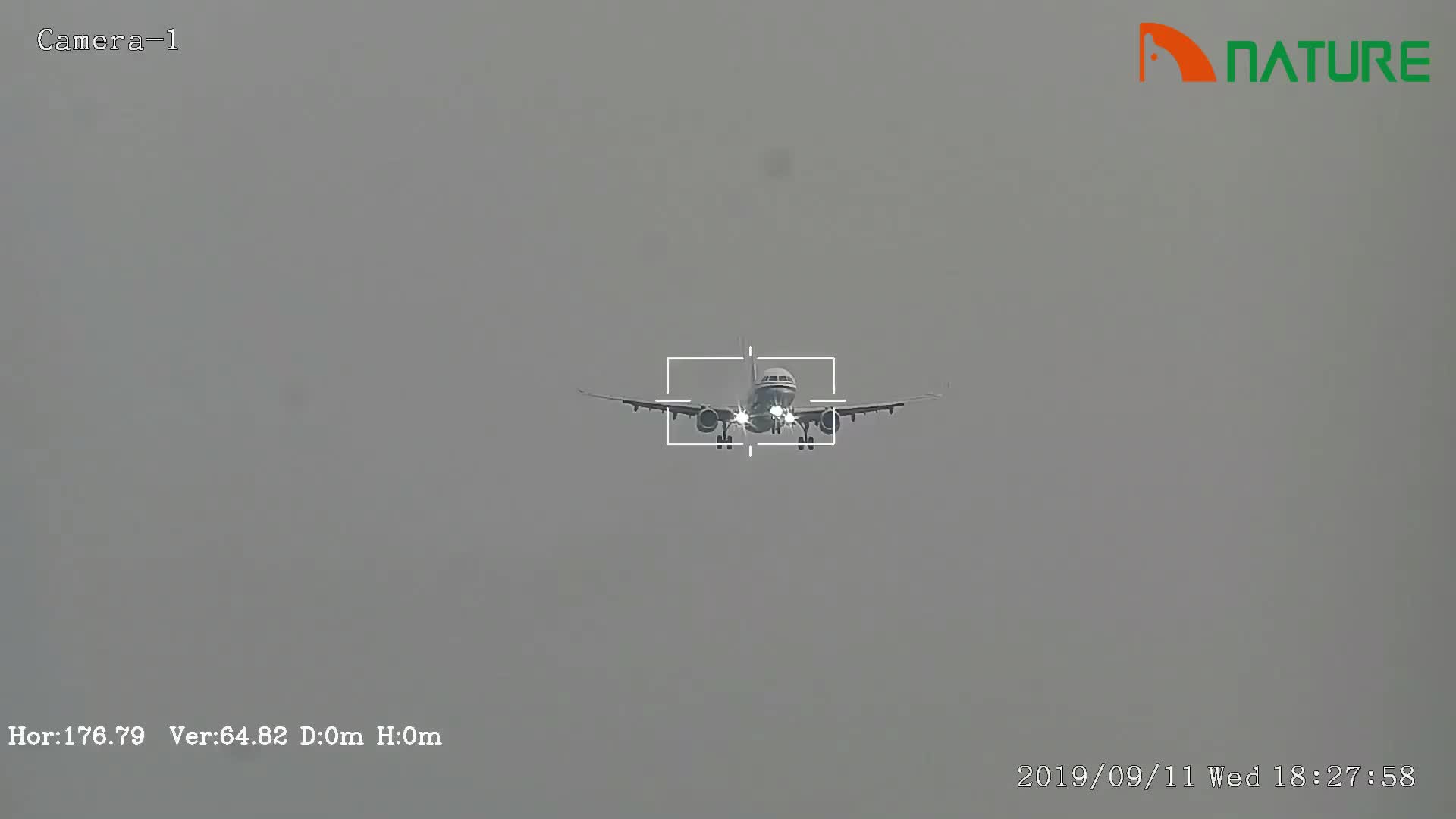 跟蹤民航飛機樣(yàng)片展示